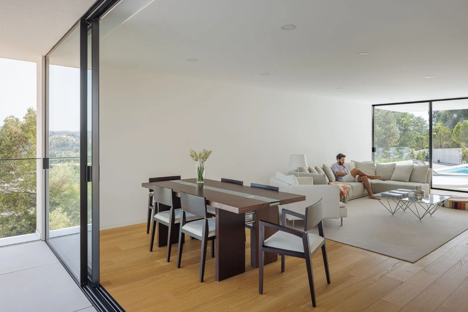 Дом JC от архитектора Марио Альвеса в Коймбре, Португалия Дом JC от архитектора Марио Альвеса в Коймбре, Португалия