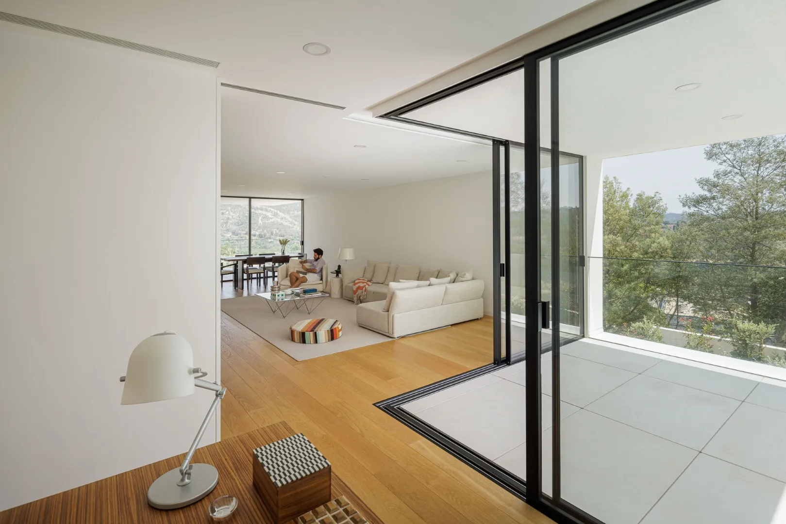 Дом JC от архитектора Марио Альвеса в Коймбре, Португалия Дом JC от архитектора Марио Альвеса в Коймбре, Португалия