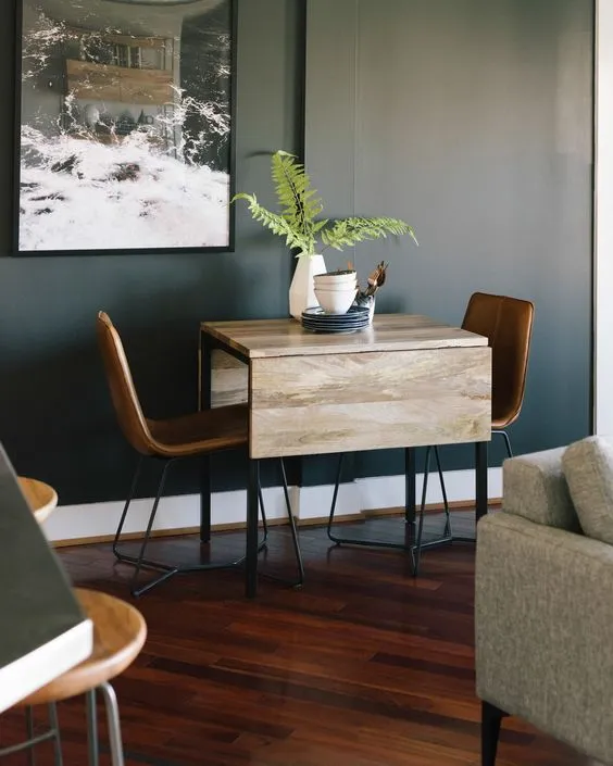 How to Choose the Perfect Small Dining Table