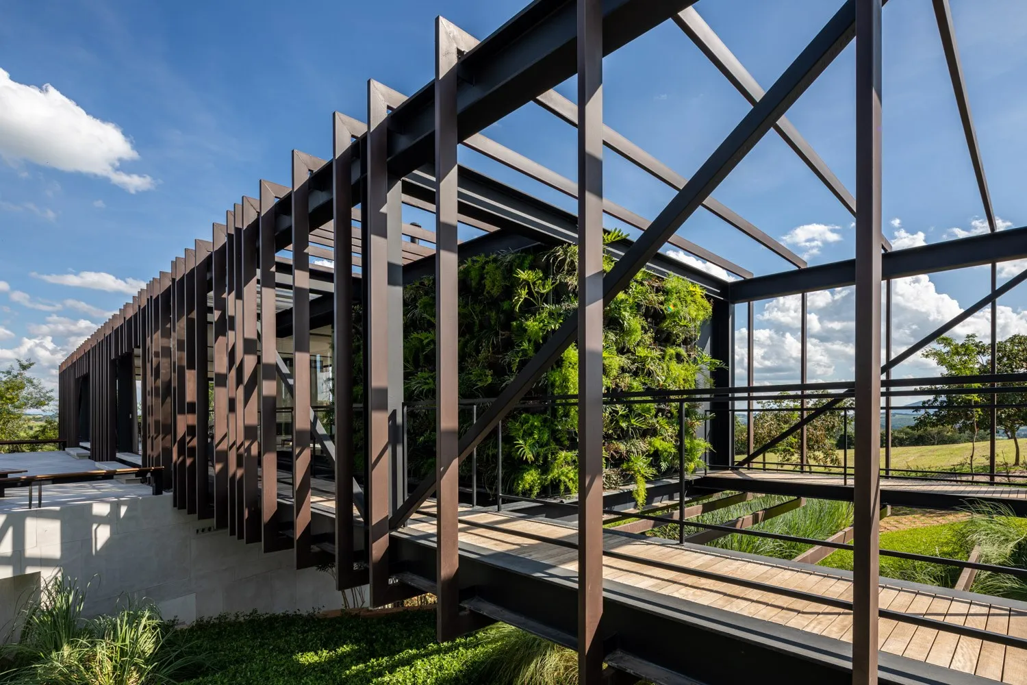 巴西圣保罗FGMF设计的Cigarra住宅