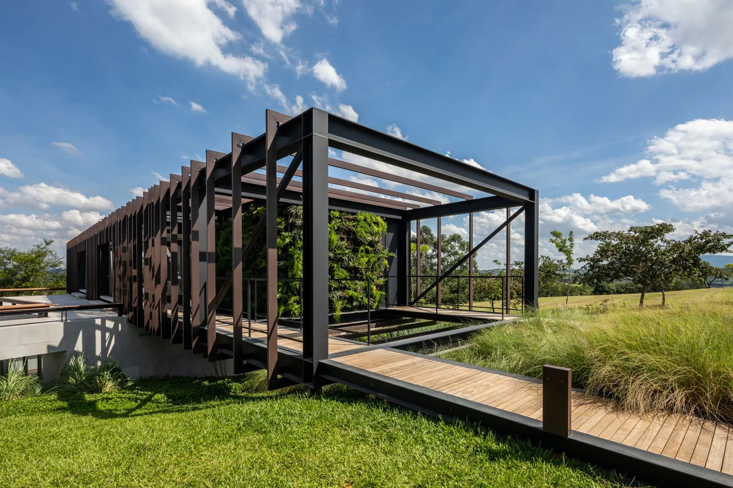 巴西圣保罗FGMF设计的Cigarra住宅