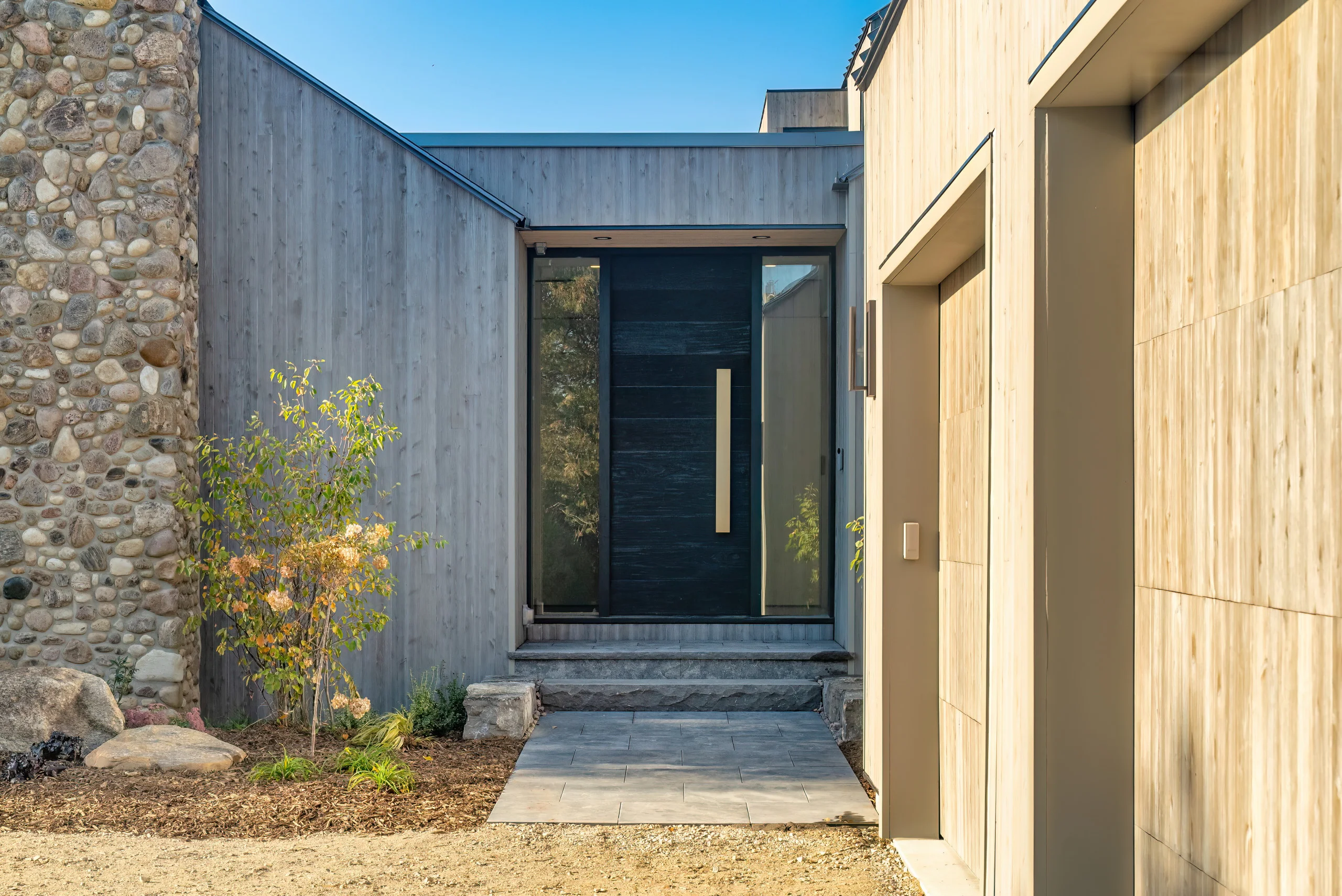 16. Entrada escandinava