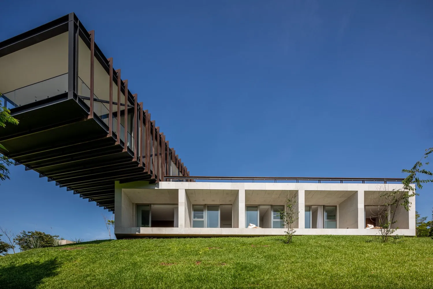 巴西圣保罗FGMF设计的Cigarra住宅