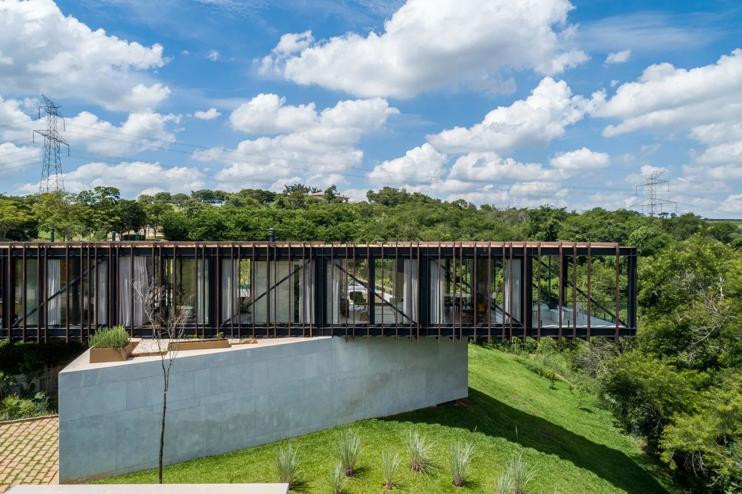 巴西圣保罗FGMF设计的Cigarra住宅