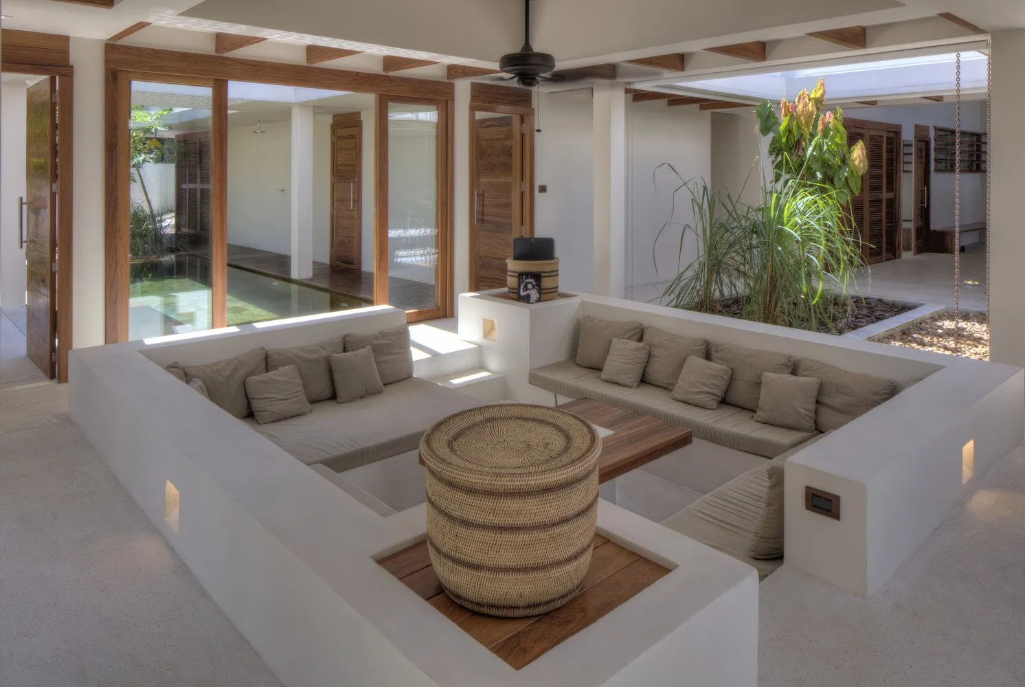 亚马逊雨林中的曼aus之家，由亚历克斯娅·康韦斯建筑事务所设计