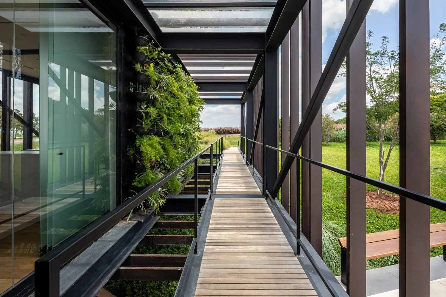 巴西圣保罗FGMF设计的Cigarra住宅