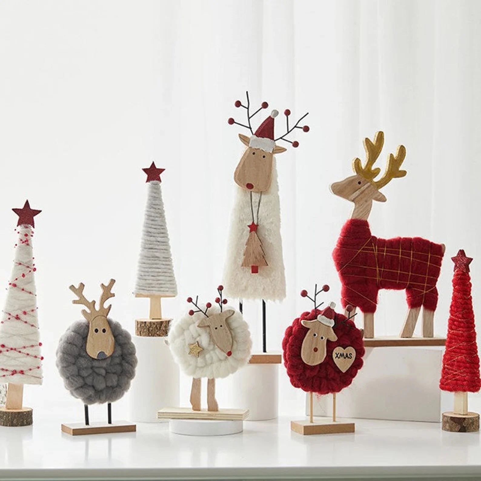 16. Christmas Tree Decorations from Wool and Wood