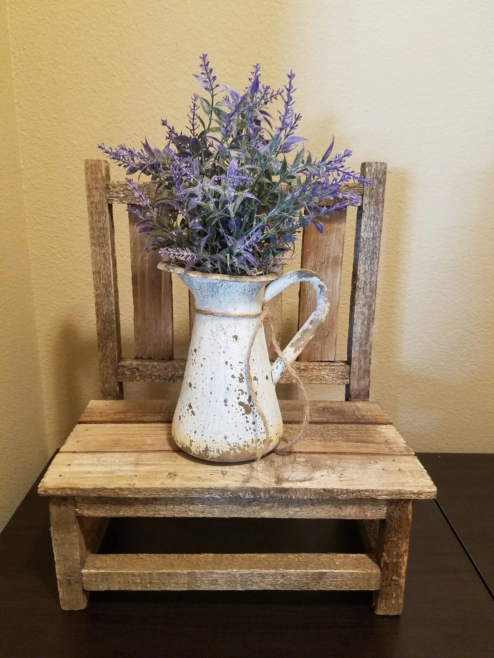 8. Maceta de flores estilo rústico