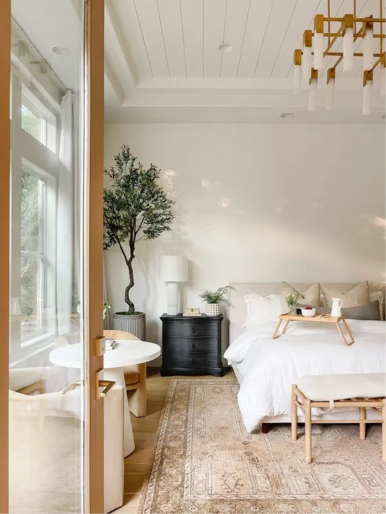 Transform Your Space Into a Dreamy Bedroom with These Stylish Decorating Tips