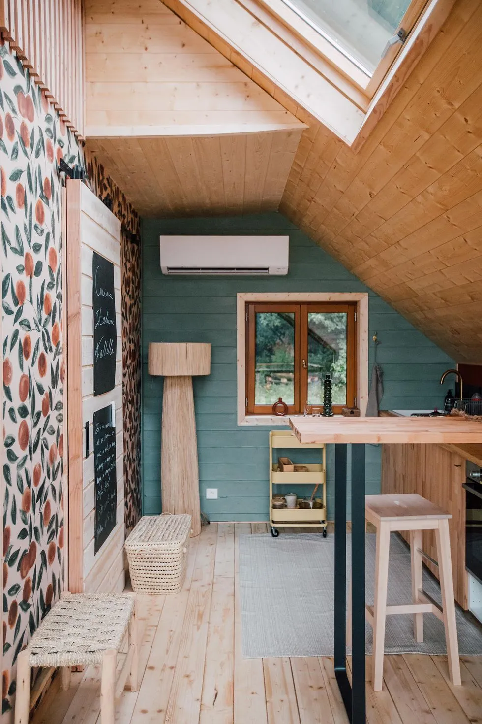 ECO-FRIENDLY BATHHOUSE WITH POOL IN LA-PERCHES, WHICH YOU WILL ABSOLUTELY LOVE