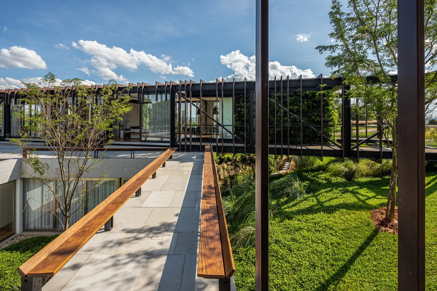 巴西圣保罗FGMF设计的Cigarra住宅