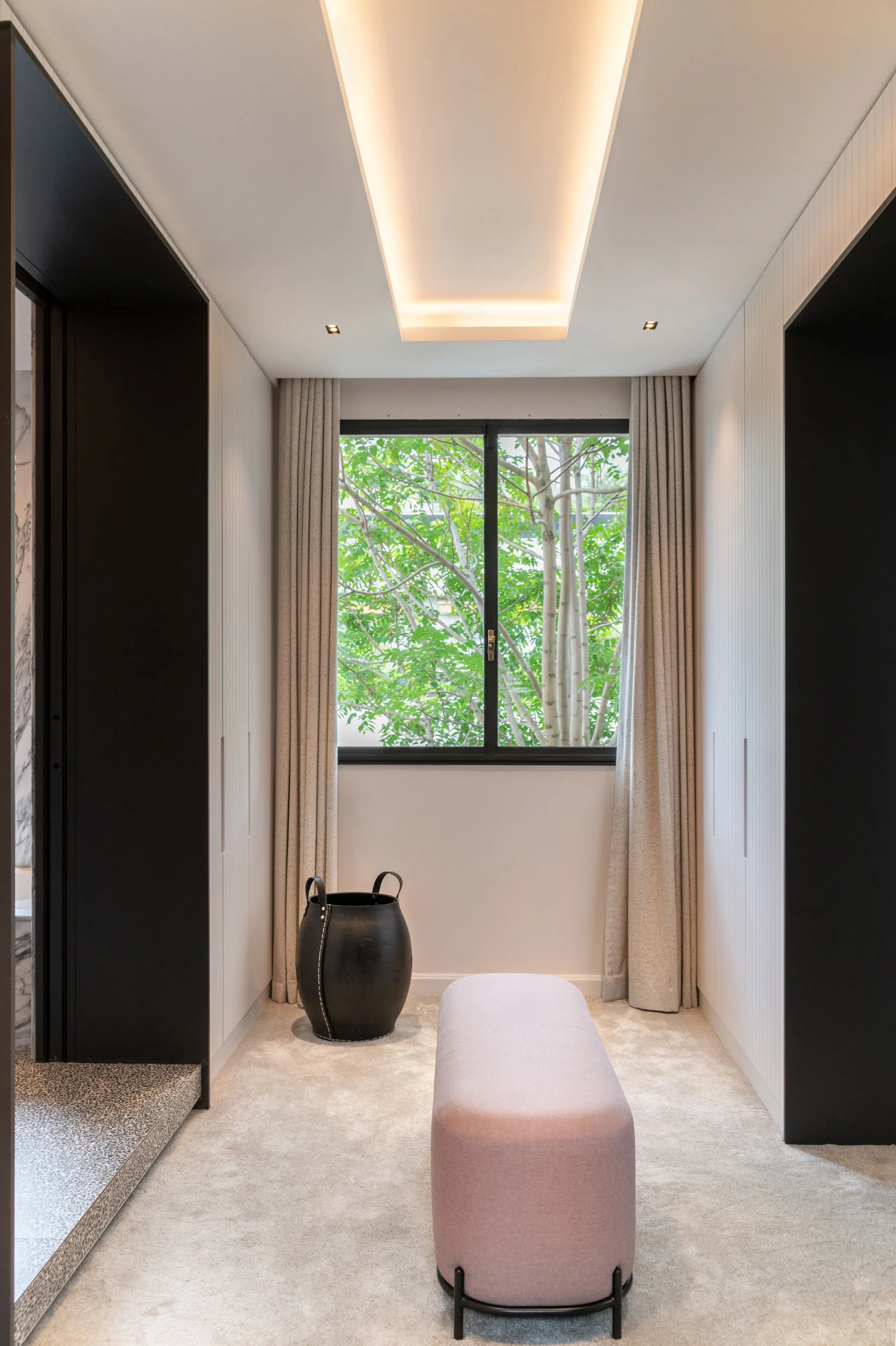 8. Nouveau-sur-Seine - Saint James Quarter