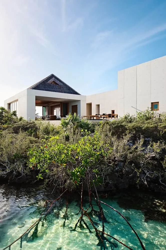 Le Cabanon by Rick Joy Architects on Turks and Caicos Islands