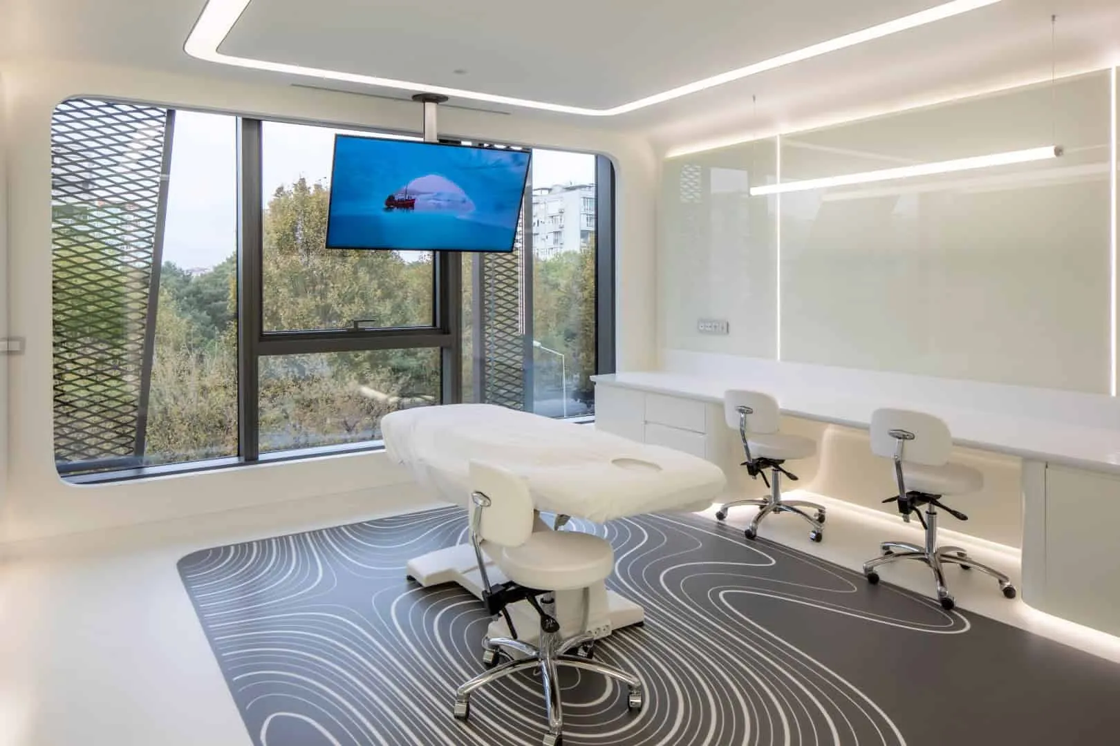 基于“数字森林”理念设计的植发诊所