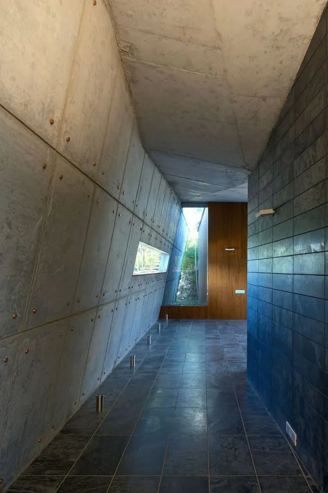 拉杰夫·赛恩设计的喜马拉雅山住宅,位于印度卡苏里 拉杰夫·赛恩设计的喜马拉雅山住宅,位于印度卡苏里