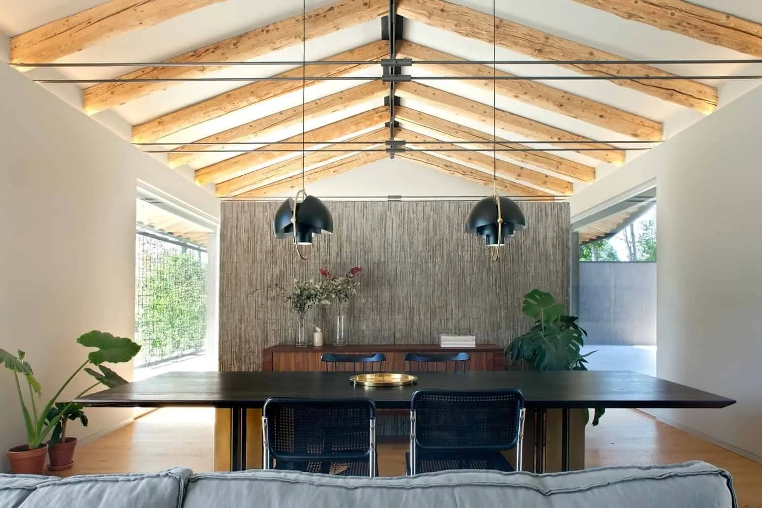 MIDE Architects设计的柳树之家，意大利斯科爾扎