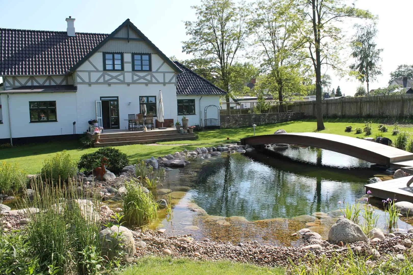 10. Patio trasero escandinavo