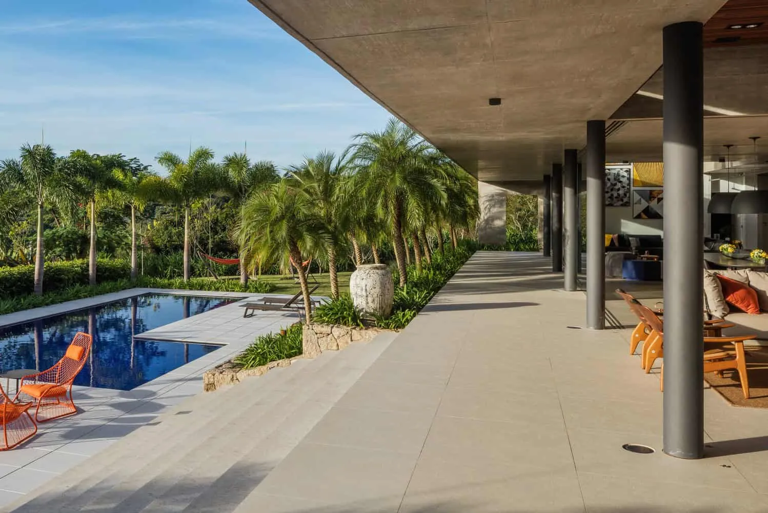 巴西圣保罗州布拉干萨-保利斯塔的DMG住宅由Reinach Mendonça Arquitetos Associados设计