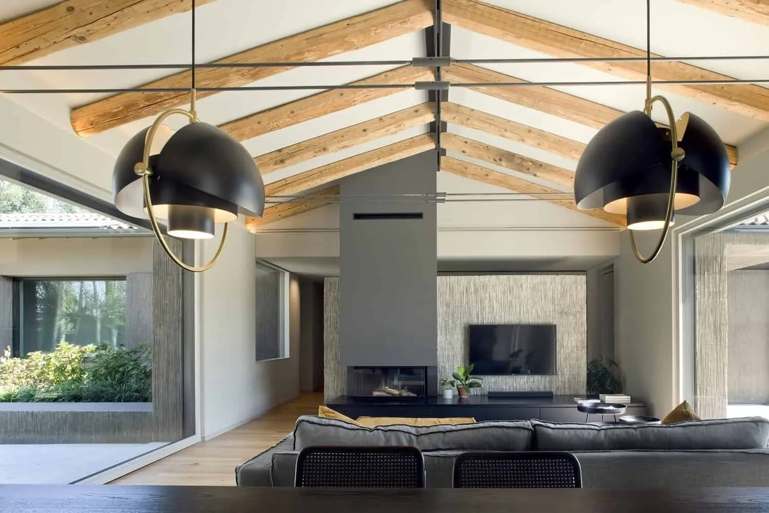 MIDE Architects设计的柳树之家，意大利斯科爾扎