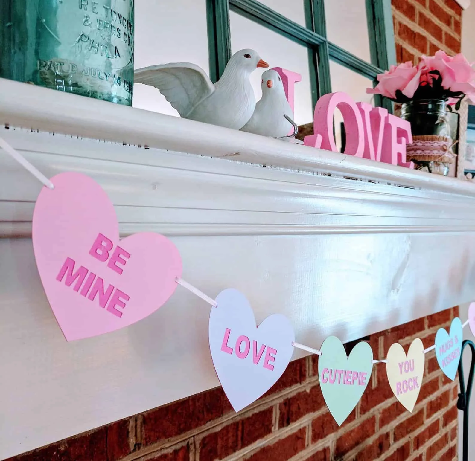 10. Candy Heart Banner