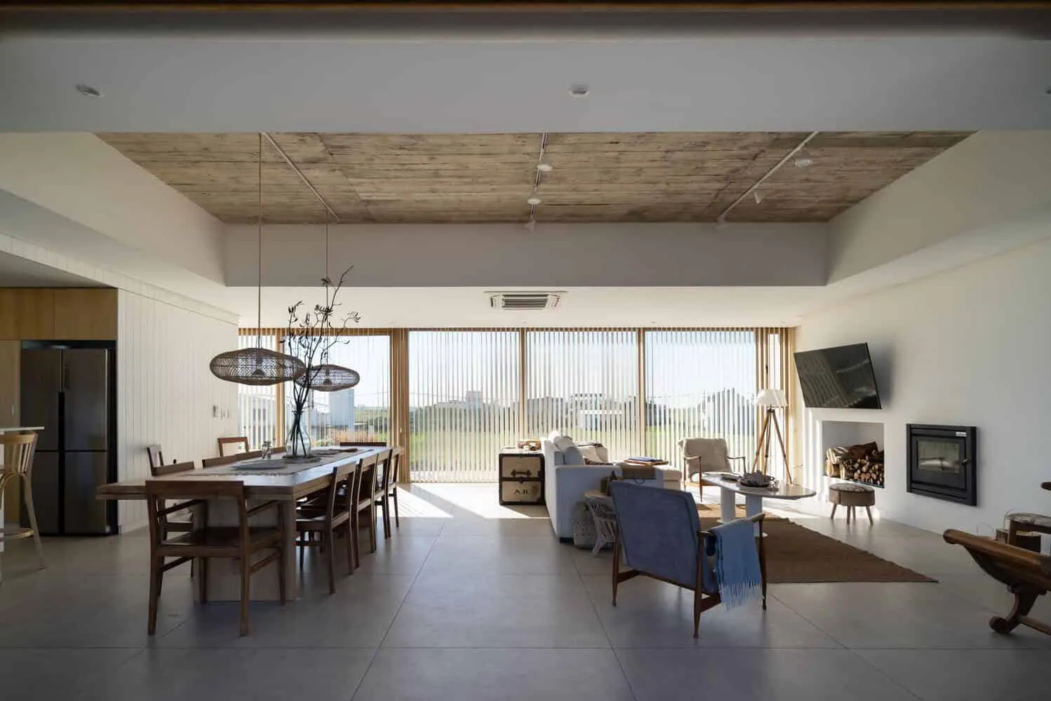 卡洛纳·佩雷斯·马里诺设计的四风之家，位于阿根廷马拉德尔苏尔