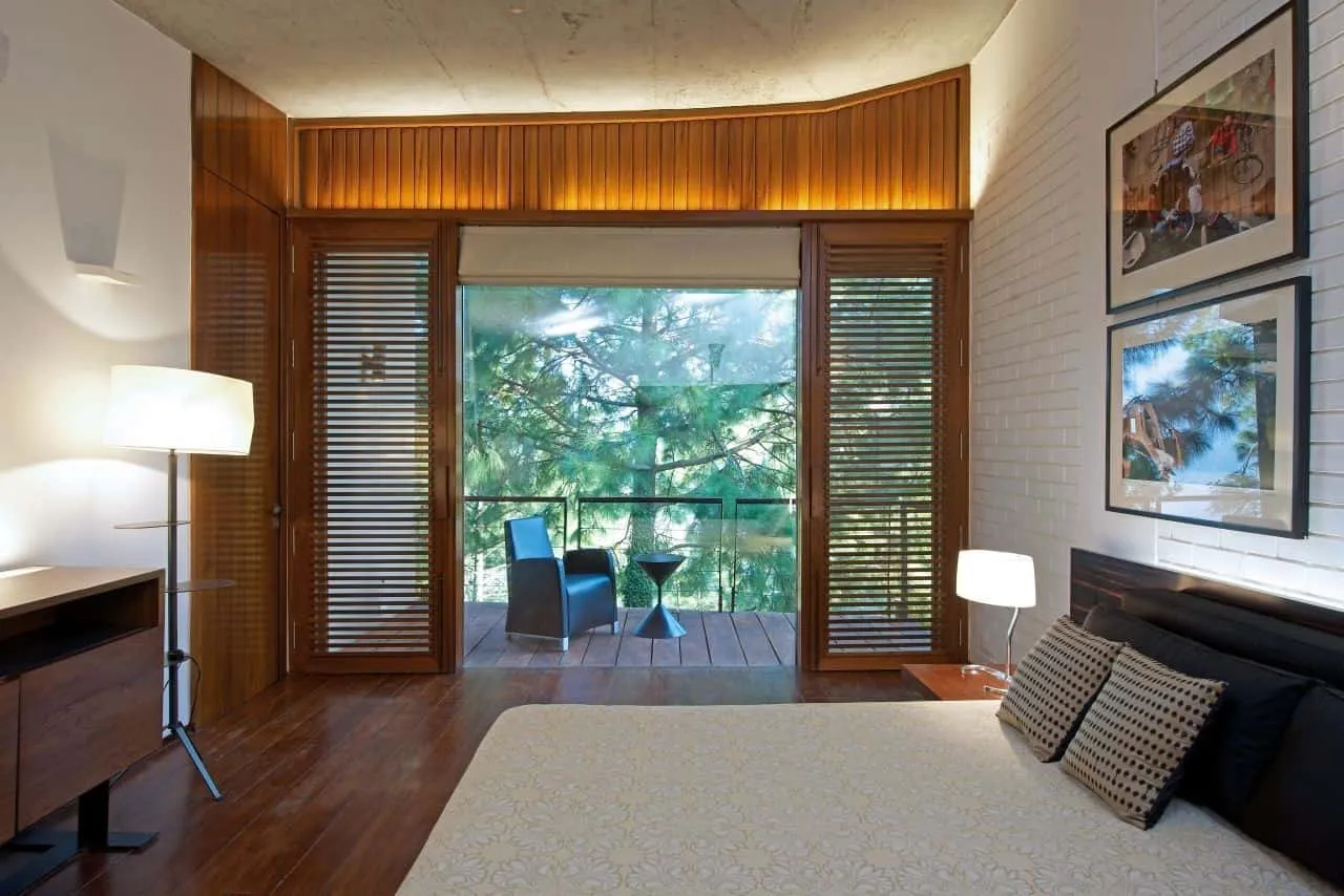 拉杰夫·赛恩设计的喜马拉雅山住宅,位于印度卡苏里 拉杰夫·赛恩设计的喜马拉雅山住宅,位于印度卡苏里