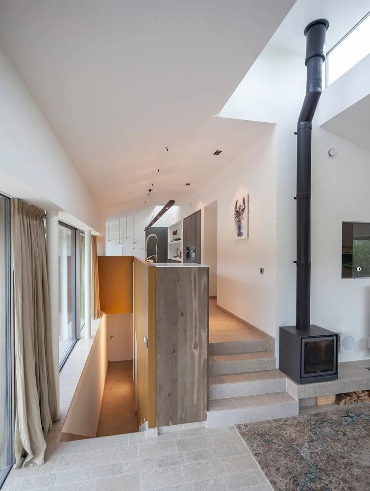 荷兰沙滩与沙丘之间的度假屋由De Zwarte Hond设计