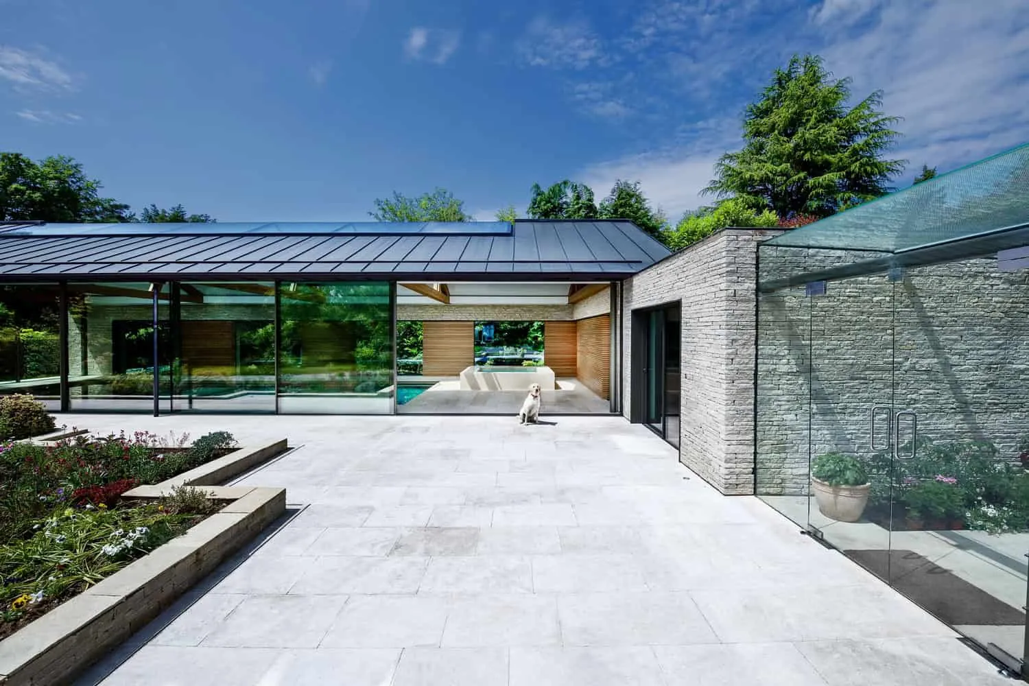 Swimming Pool House by Re-Format in Haslemere, UK