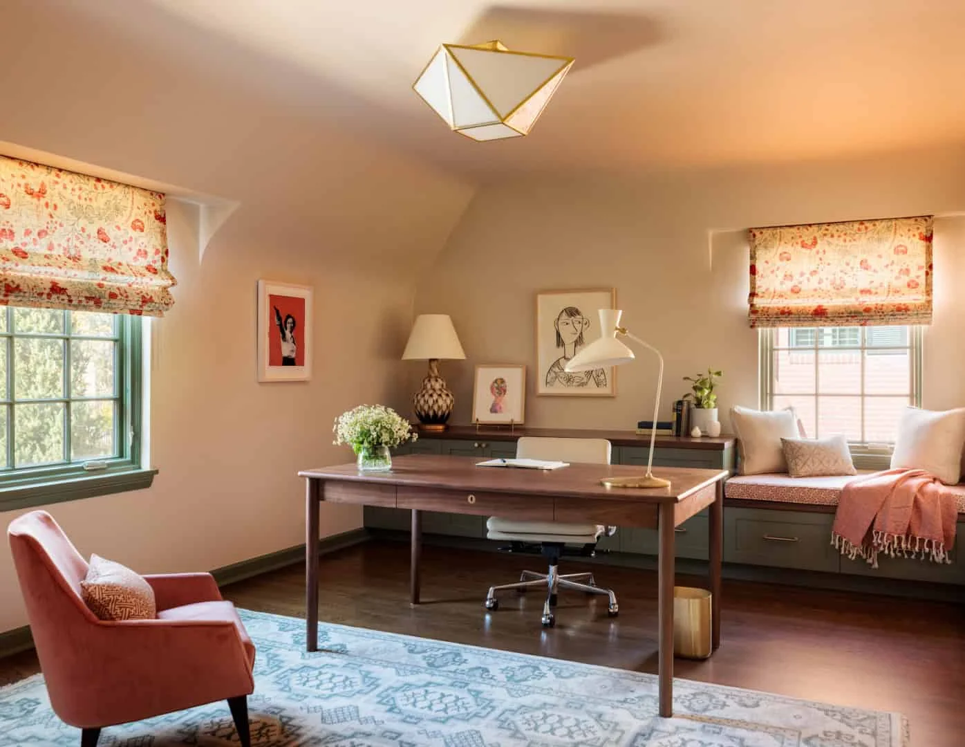 4. 过渡式居家办公区