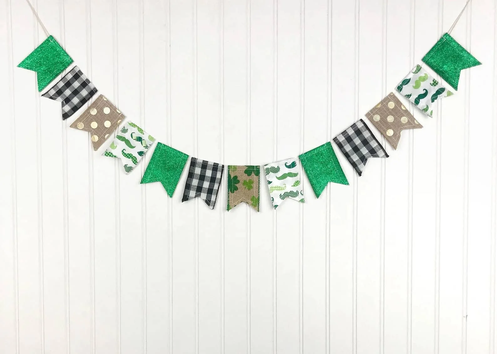 14. Mini banner para San Patricio