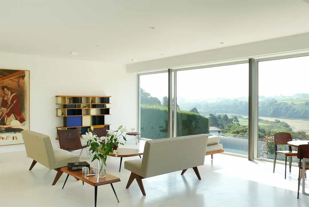 索莫布u的现代简约住宅,位于西班牙,由爱德华多·费尔南德斯和弗洛伦蒂娜·穆鲁萨巴尔设计 索莫布u的现代简约住宅,位于西班牙,由爱德华多·费尔南德斯和弗洛伦蒂娜·穆鲁萨巴尔设计