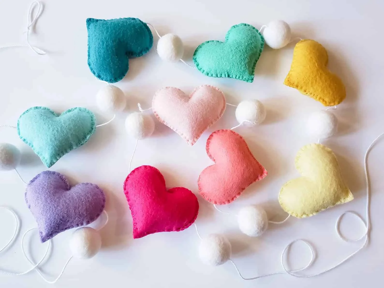 3. 毛毡心形彩灯