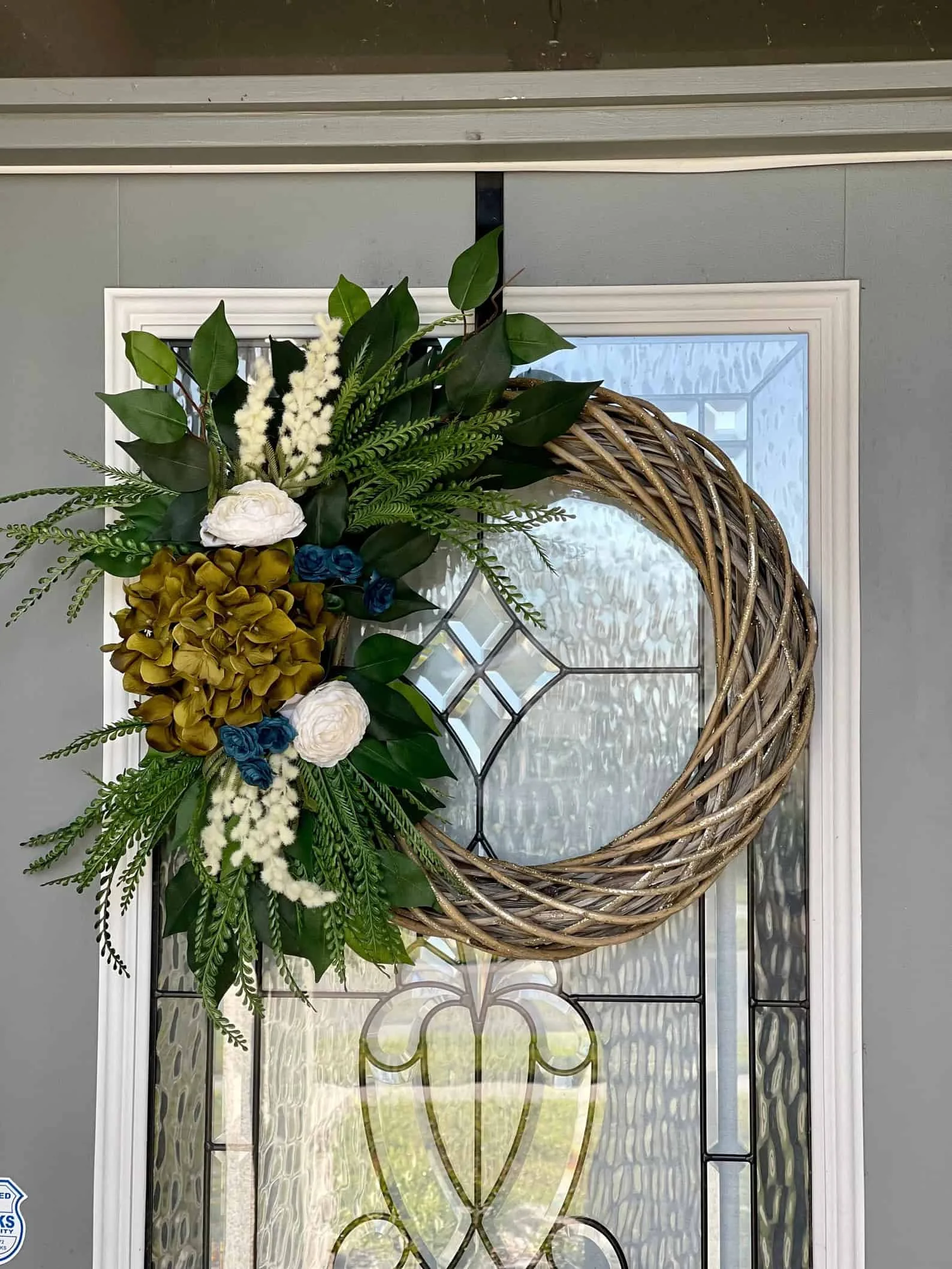 11. Guirnalda para puerta principal