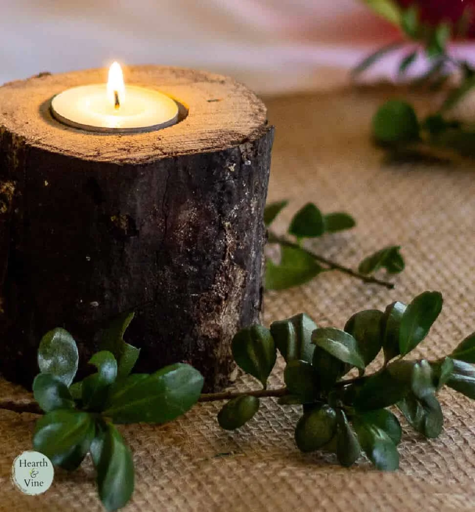 6. Soportes para velas hechos con troncos