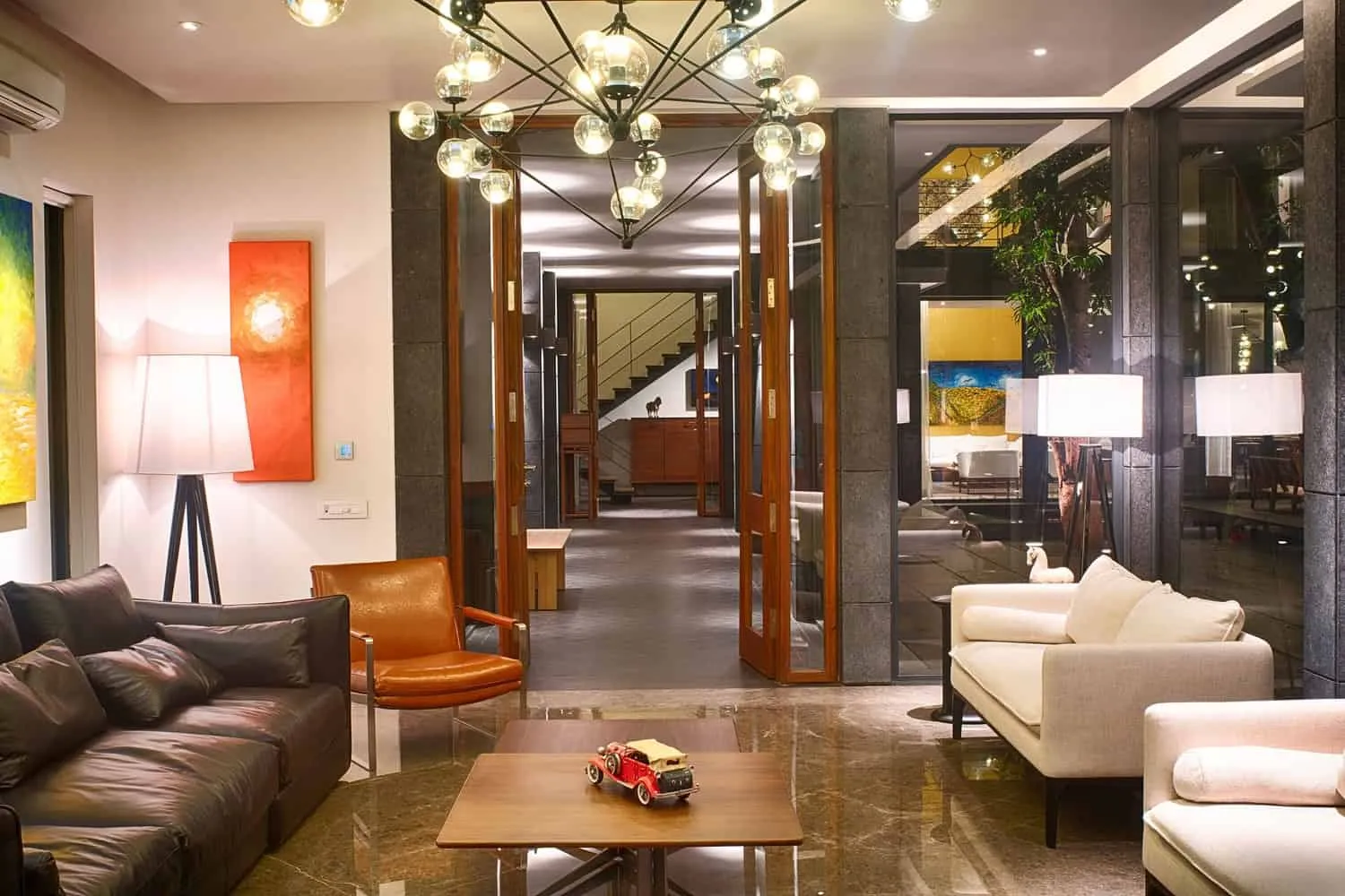 House Under a Mango Tree by Ujval Panchal and Kinni Soni in Bhopal, India House Under a Mango Tree by Ujval Panchal and Kinni Soni in Bhopal, India