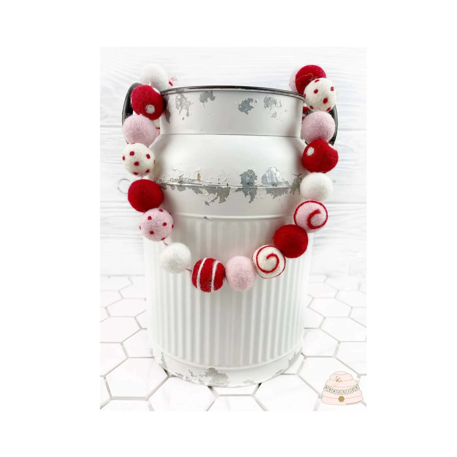 14. 情人节 Pom-Pom 彩灯