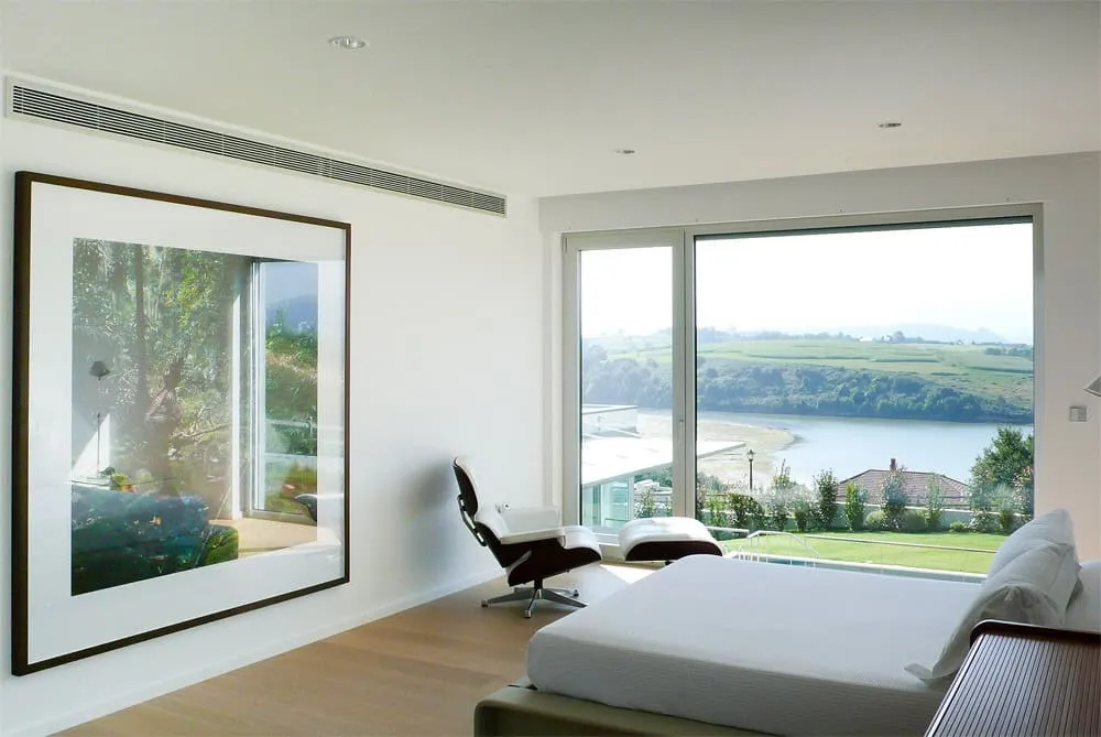 索莫布u的现代简约住宅,位于西班牙,由爱德华多·费尔南德斯和弗洛伦蒂娜·穆鲁萨巴尔设计 索莫布u的现代简约住宅,位于西班牙,由爱德华多·费尔南德斯和弗洛伦蒂娜·穆鲁萨巴尔设计