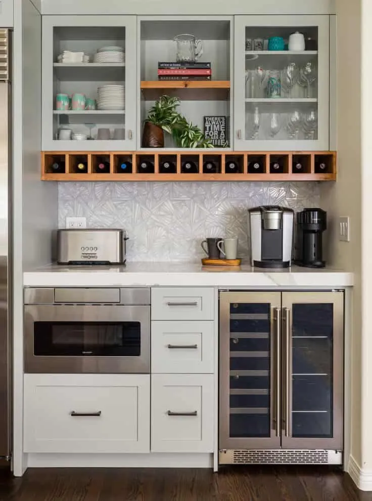 10. 过渡风格饮品桌，洛杉矶