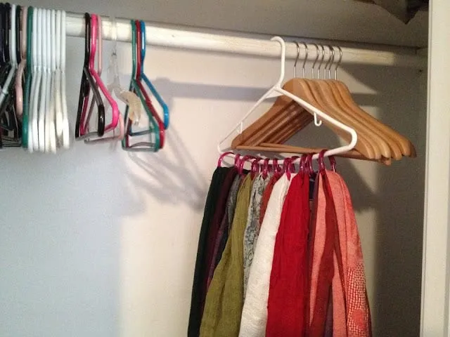 11. Simple Scarf Organization