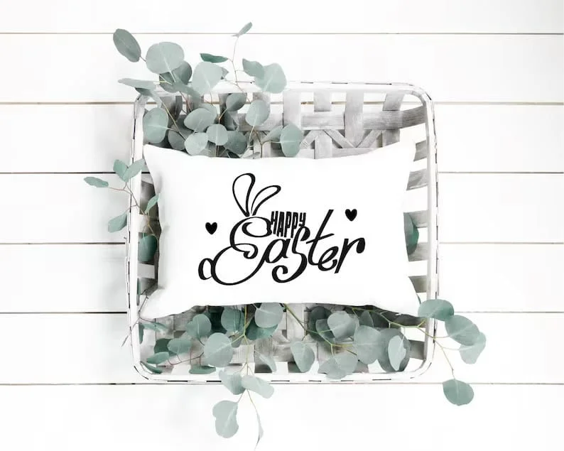 12. Almohada con conejo