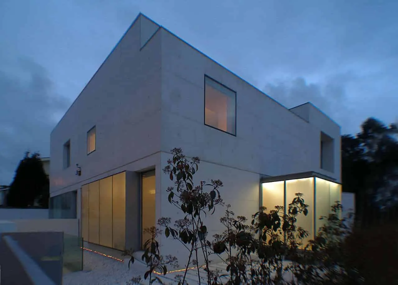 葡萄牙若昂·拉兰哈·凯罗斯设计的卡尼德洛之家