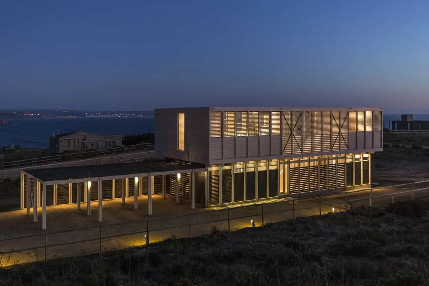 Tunken House by Nicolas Loi in Algarrobo, Chile