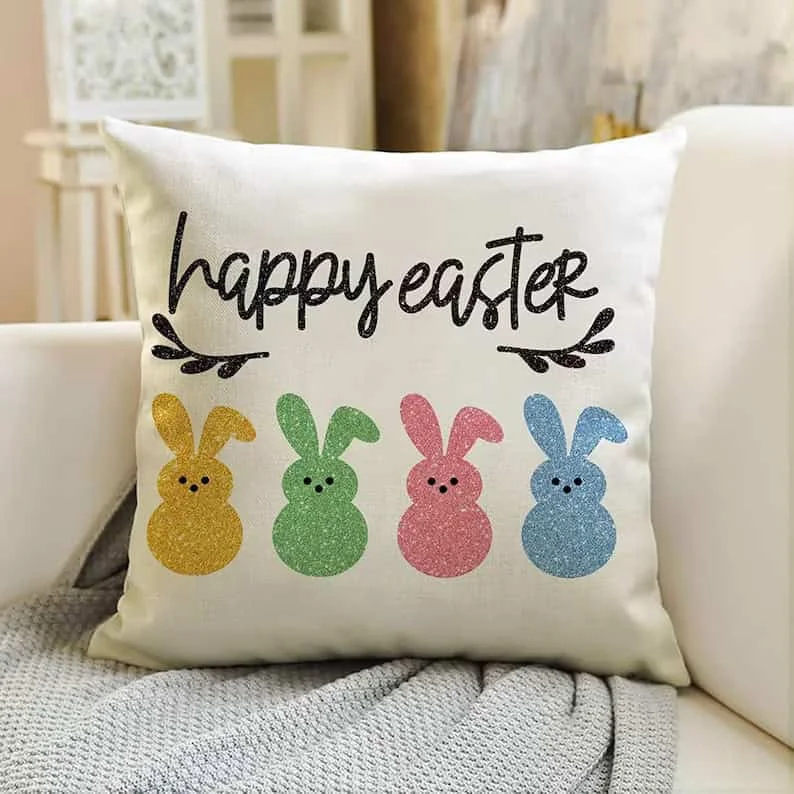 9. Almohada con temática de Pascua