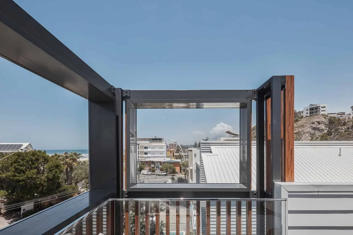 Casa en 08 Albatros Avenue por Studio Workshop en Miami, Australia Casa en 08 Albatros Avenue por Studio Workshop en Miami, Australia