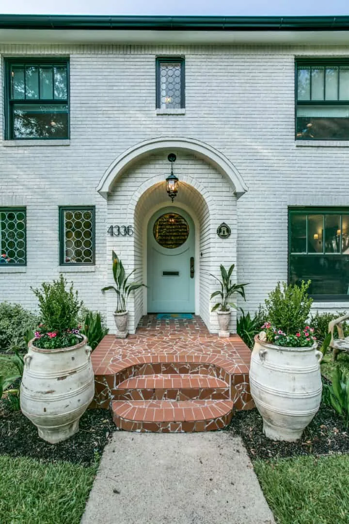 18. 德州达拉斯的利文斯顿过渡入口