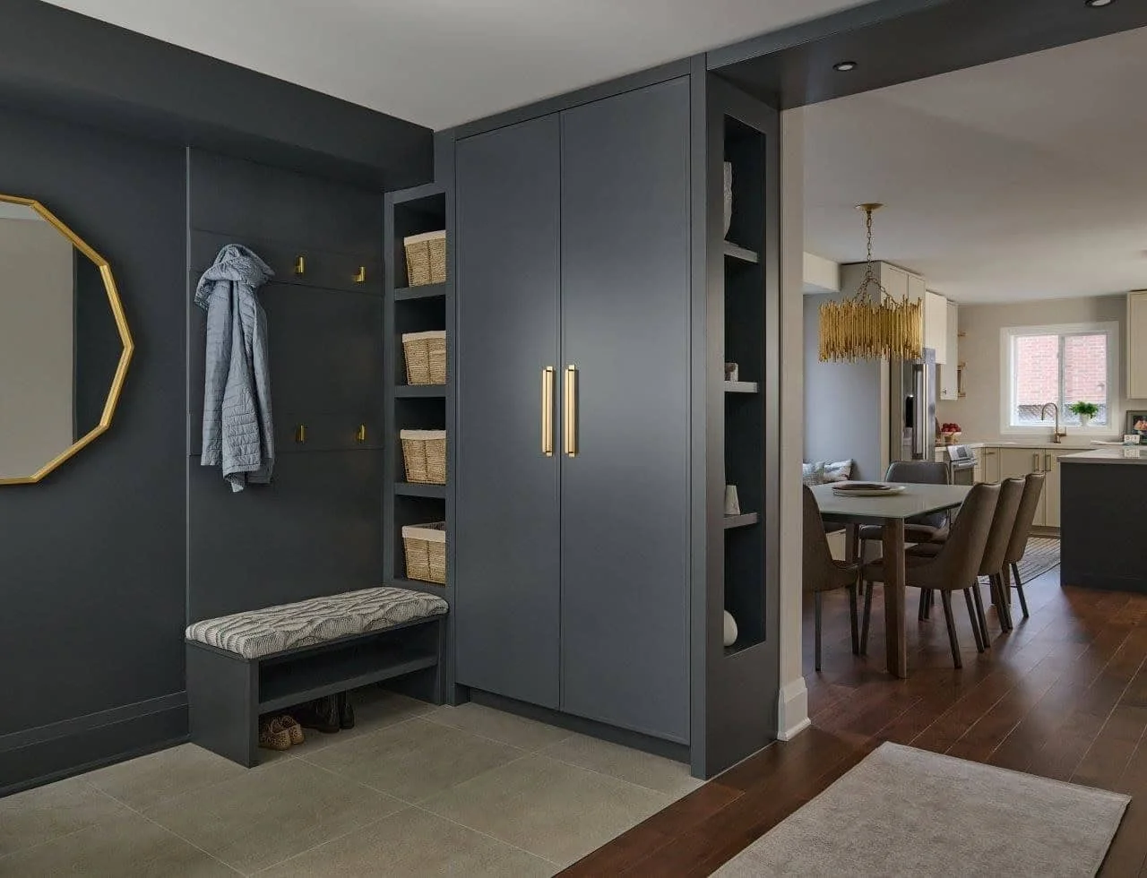 8. Повний ремонт будинку Fox Crescent