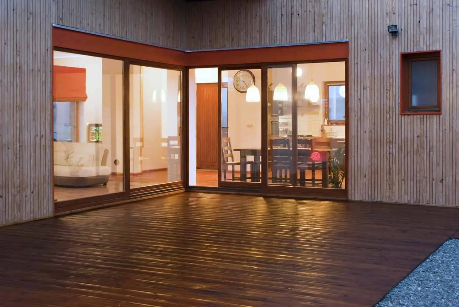 罗马尼亚的BLIPSZ与Atelier F.K.M.哈多之家