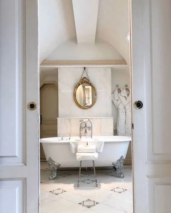 选择适合家庭放松和休息的浴缸