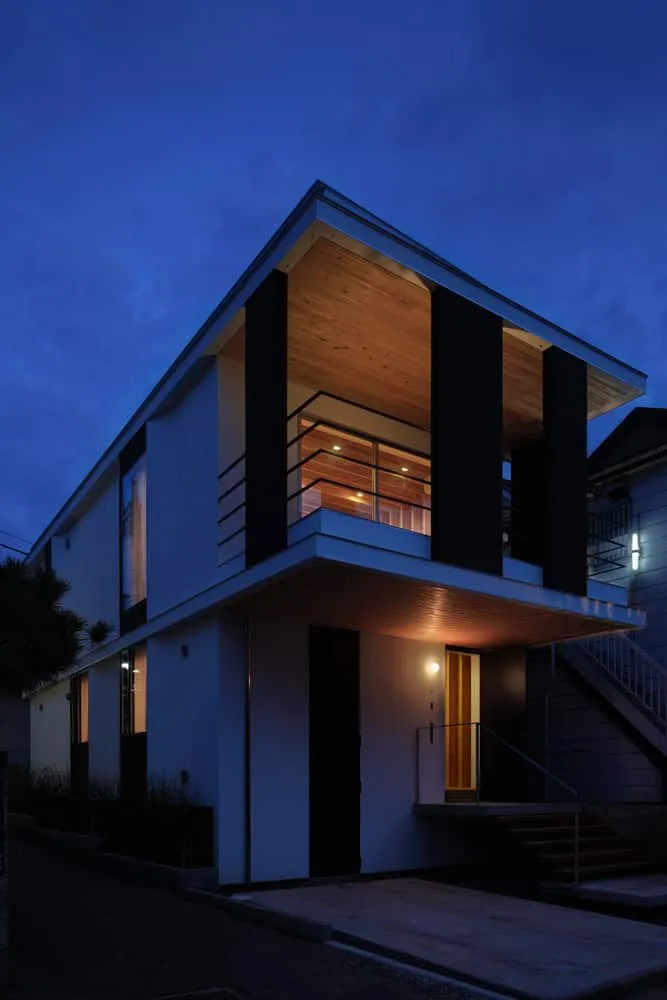 伊藤淳一建筑事务所设计的格罗夫住宅，日本秋田市