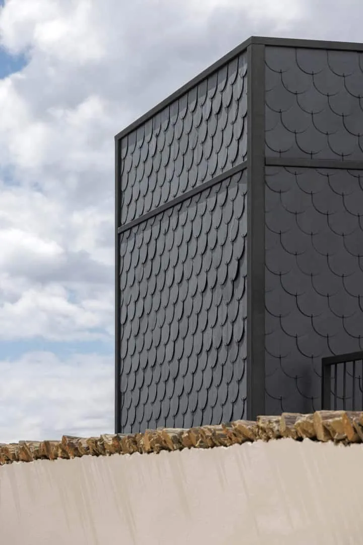 Casa Caldeira según el proyecto de Filippe Pina en Vila Nova de Foz Côa, Portugal